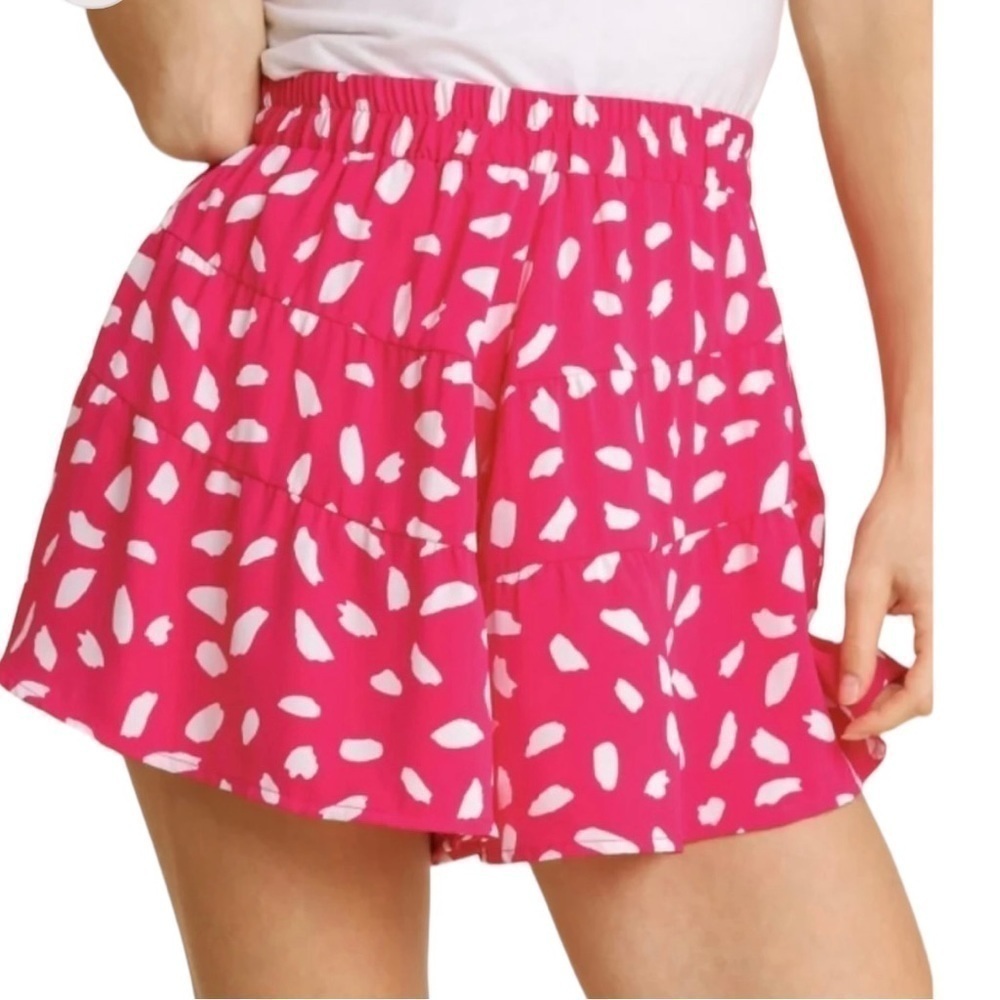 Umgee NWT Hot Pink Dalmatian Print Flounce Pull On Shorts Coquette Girl Size S